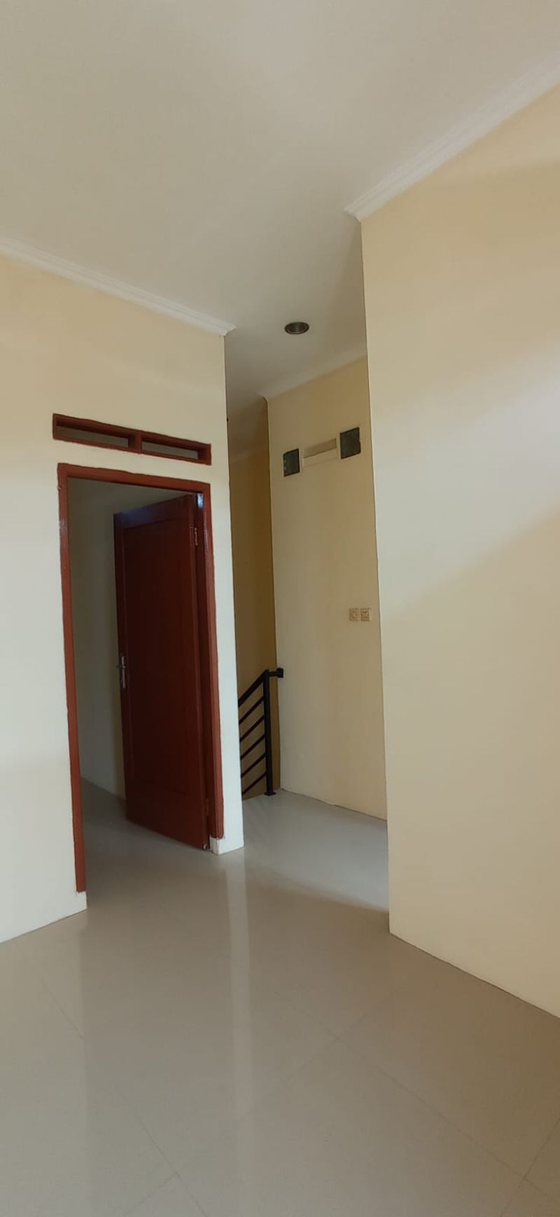 Rumah 2 Lantai Siap Huni Di Selatan Jakarta, Ciledug Tangerang Kota - 3