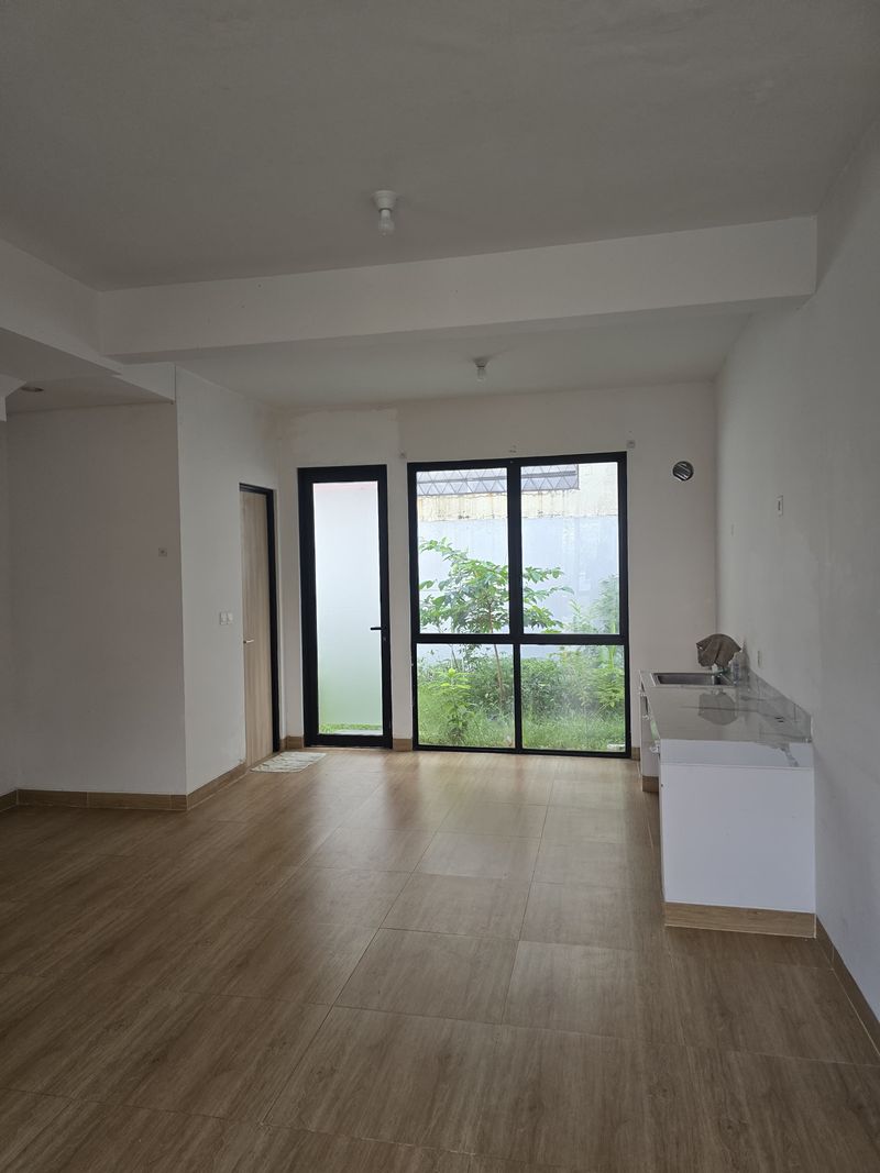Disewakan Rumah Cendana Peak Type 3 Lippo Karawaci - Kawasan Eksklusif - 2