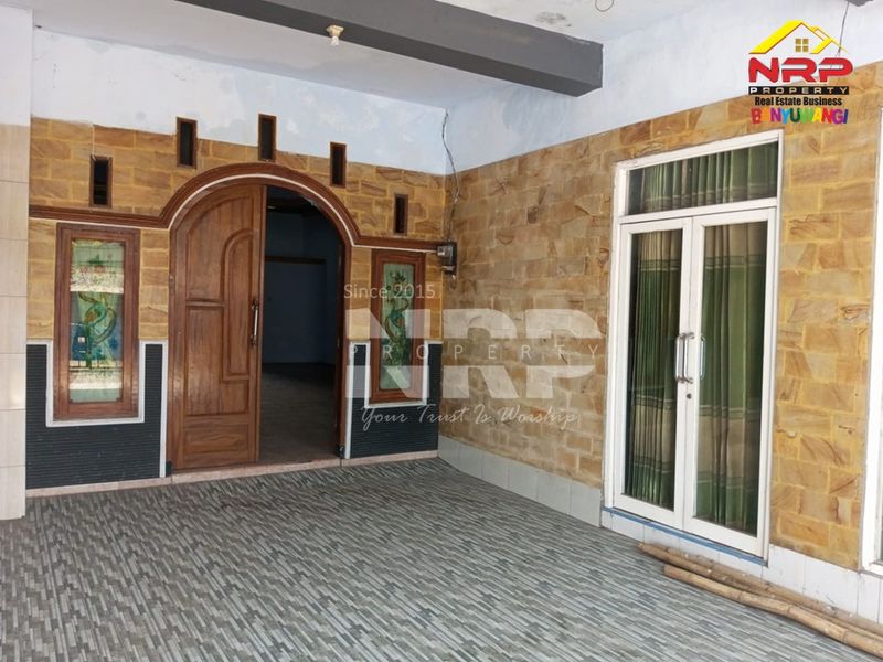 Dijual rumah pinggir jalan raya dekat ketapang banyuwangi - 2