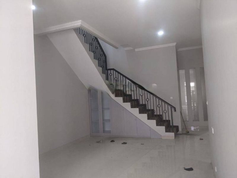 Rumah Mewah di KOTA SURABAYA, Jawa Timur - 2