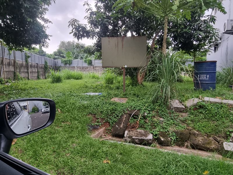 Di Jual Tanah lokasi strategis di Graha Raya - 2