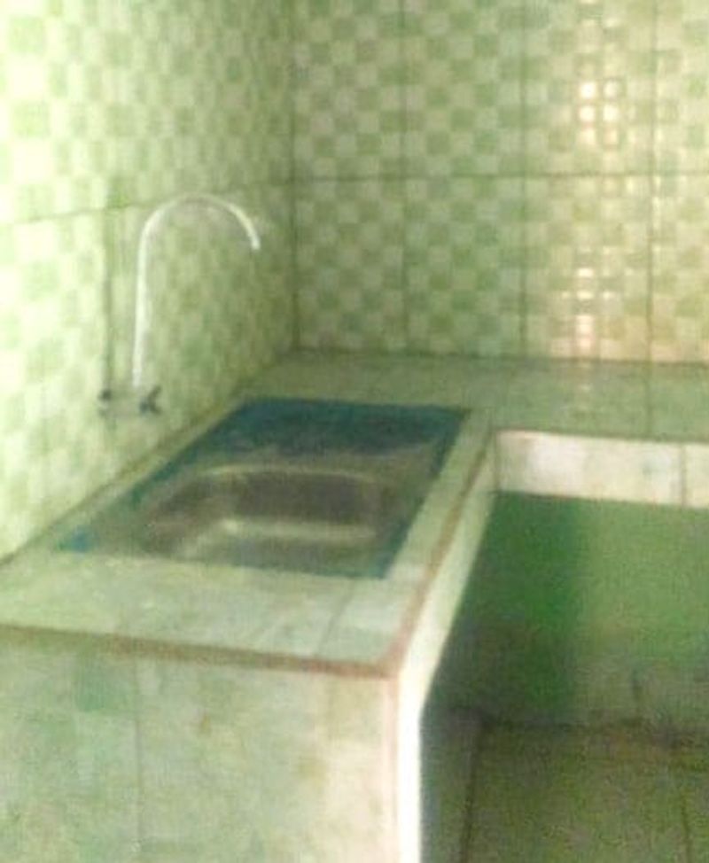 Dijual Rumah Kampung di Tengah Kota Cibinong - 4