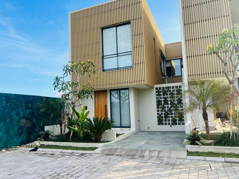 Properti Dijual di Kuta Selatan, Kabupaten Badung — 2 KT, 2 KM