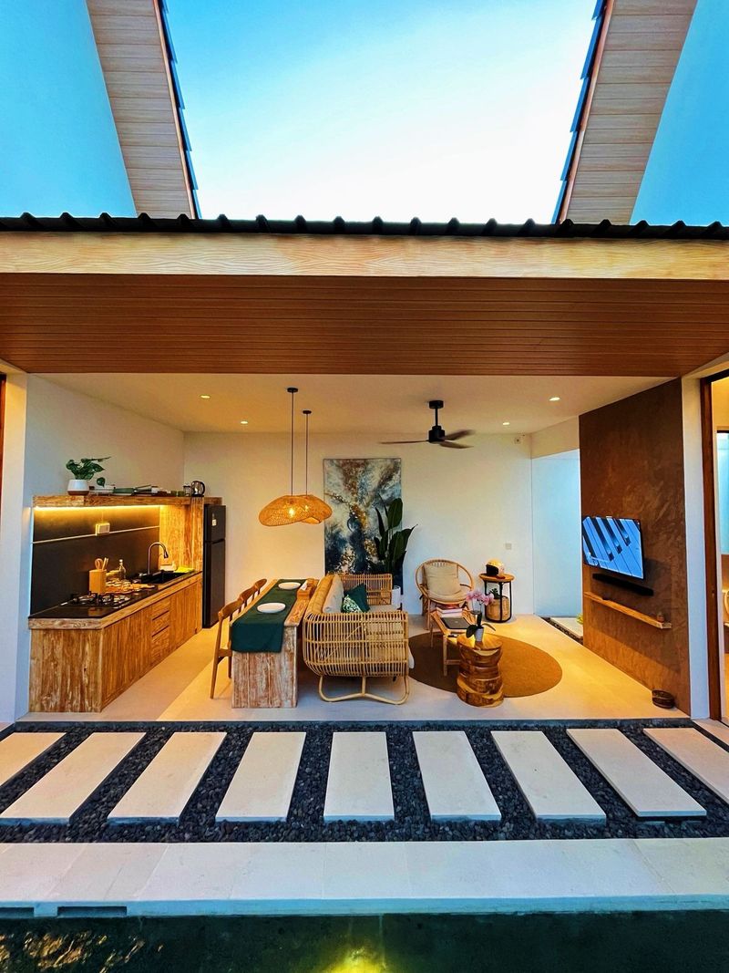 2-Bedroom Villa with Private Pool for Sale – Leasehold 25 Years – Kerobokan, Bali - 2