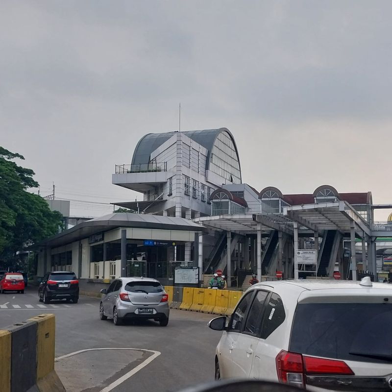 Rumah Baru Cantik di Menteng Wadas Setiabudi - 2