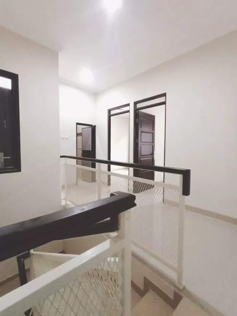 Rumah Ready Stock dalam Cluster, di Srengseng Sawah Jagakarsa, Jaksel - 4