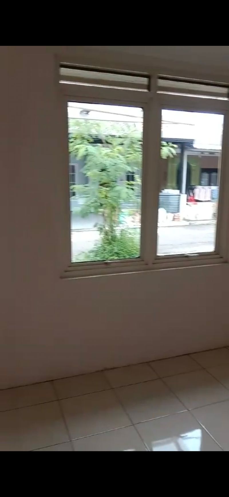 Dijual Rumah Taman Ubud Kencana Lippo Village Barat - 3