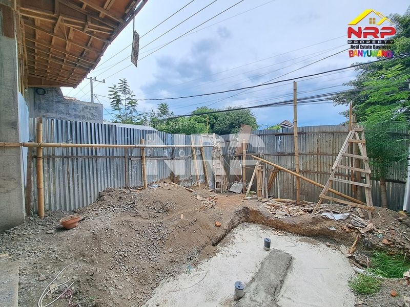 Dijual Tanah + Bangunan Ruko 90% Strategis di Mendut Regency Taman baru Banyuwangi Strategis - 2