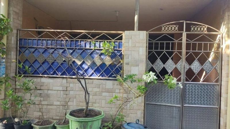 Rumah Dijual di Bubutan, Kota Surabaya — 2 KT, 1 KM