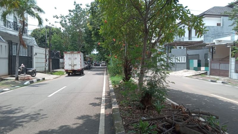 Tanah Strategis Cocok Untuk Kost di Grogol Jakarta Barat - 4