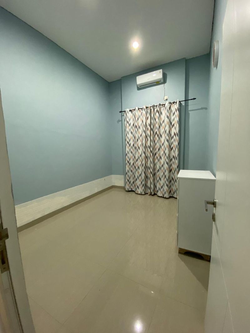  Dijual Rumah Siap Huni di kota bekasi, Jawa Barat - 4