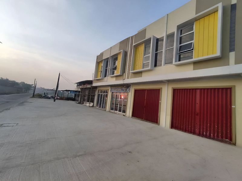  Dijual Ruko Modern di kabupaten karawang, Jawa Barat - 5