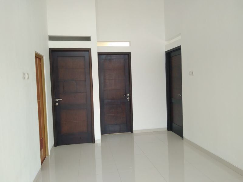 Dijual Rumah Siap Huni Di Rawa Lumbu Di kota bekasi, Jawa Barat - 4