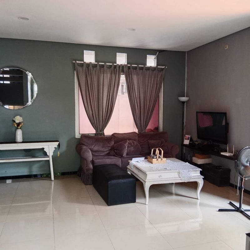 Rumah Asri dan Modern di Grand Cibubur - 3