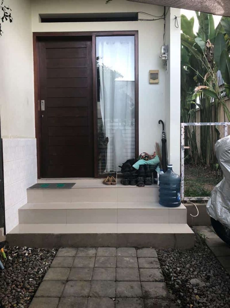 Dijual Rumah 2 Kamar Area Perumahan Dekat Pantai Lebih Serongga Gianyar - 2