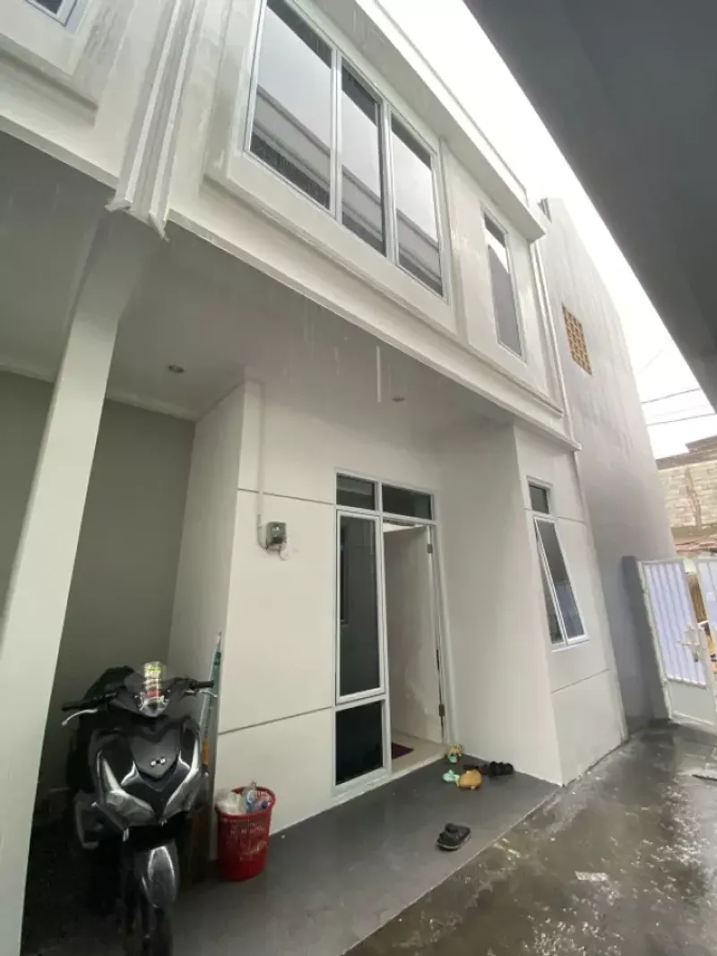 Rumah Modern 2 Lantai di Sunter Agung Jakarta Utara - 4