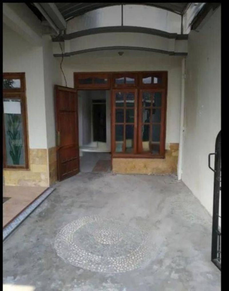 Rumah Cantik di KOTA SURABAYA, Jawa Timur - 4