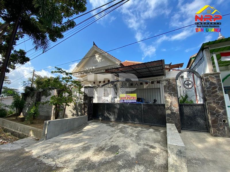 Dijual Rumah Second dan Kos-Kosan Produktif di Singotrunan - Banyuwangi - 3