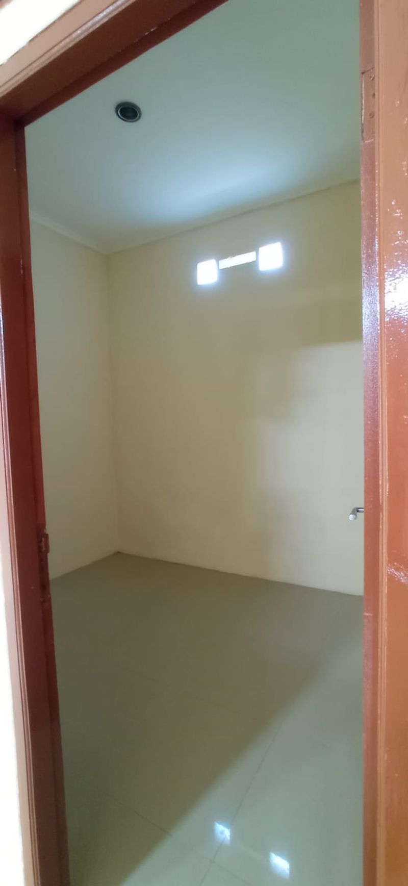 Rumah 2 Lantai Siap Huni Di Selatan Jakarta, Ciledug Tangerang Kota - 2