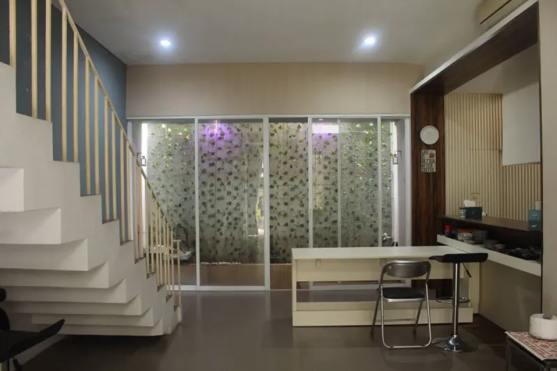 Rumah Strategis Siap Huni Southern Jakarta Townhouse Siap KPR Nego - 5