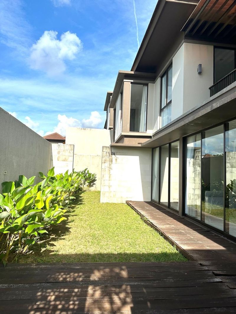 Villa Mewah Dekat Pantai di Ciputra Beach Resort Tabanan Bali - 3