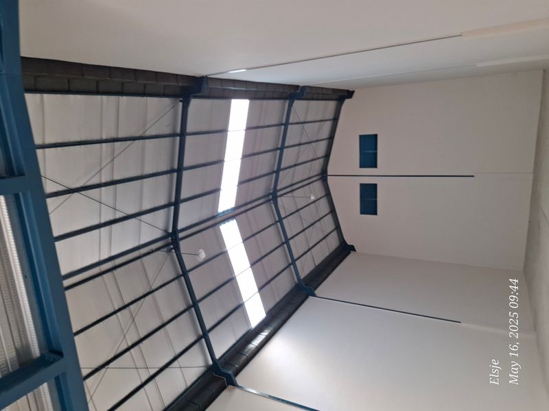 Dijual Gudang Bebas Banjir Eraprima Toha - 4