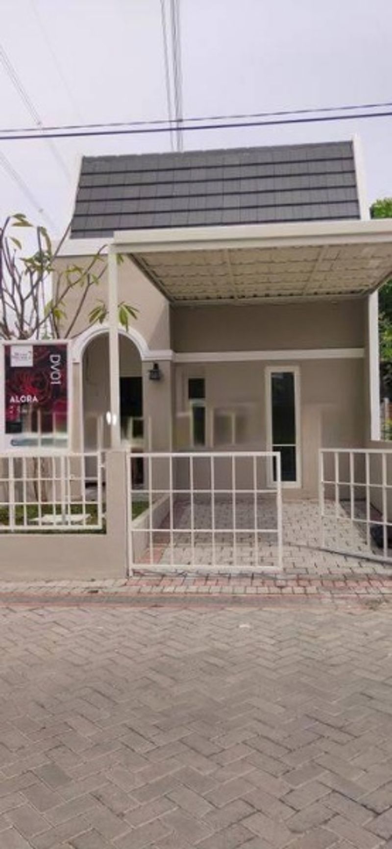Rumah Dijual di Bubutan, Kota Surabaya — 2 KT, 1 KM