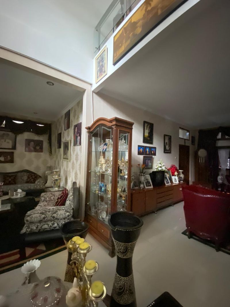 Rumah Lux Siap Huni di Turangga  - 5