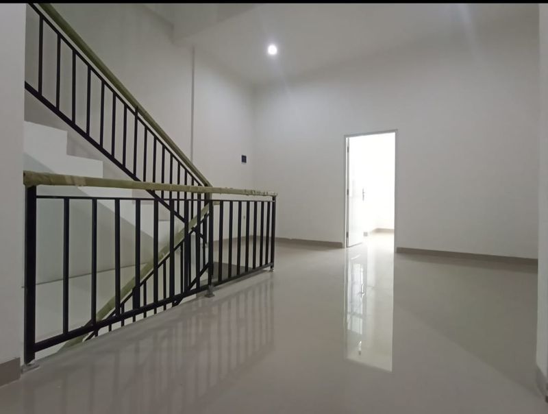 Dijual Rumah Siap Huni Semi Ruko bisa KPR di Kemayoran, Jakarta Pusat - 3