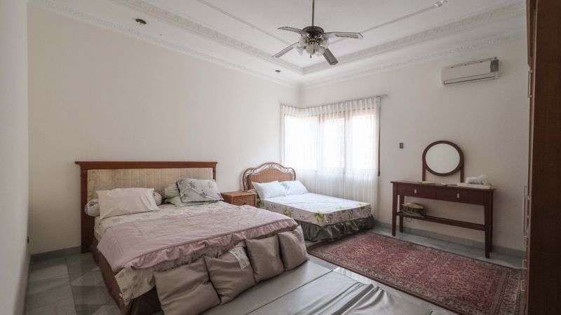 Rumah siap huni di Kemang - 2