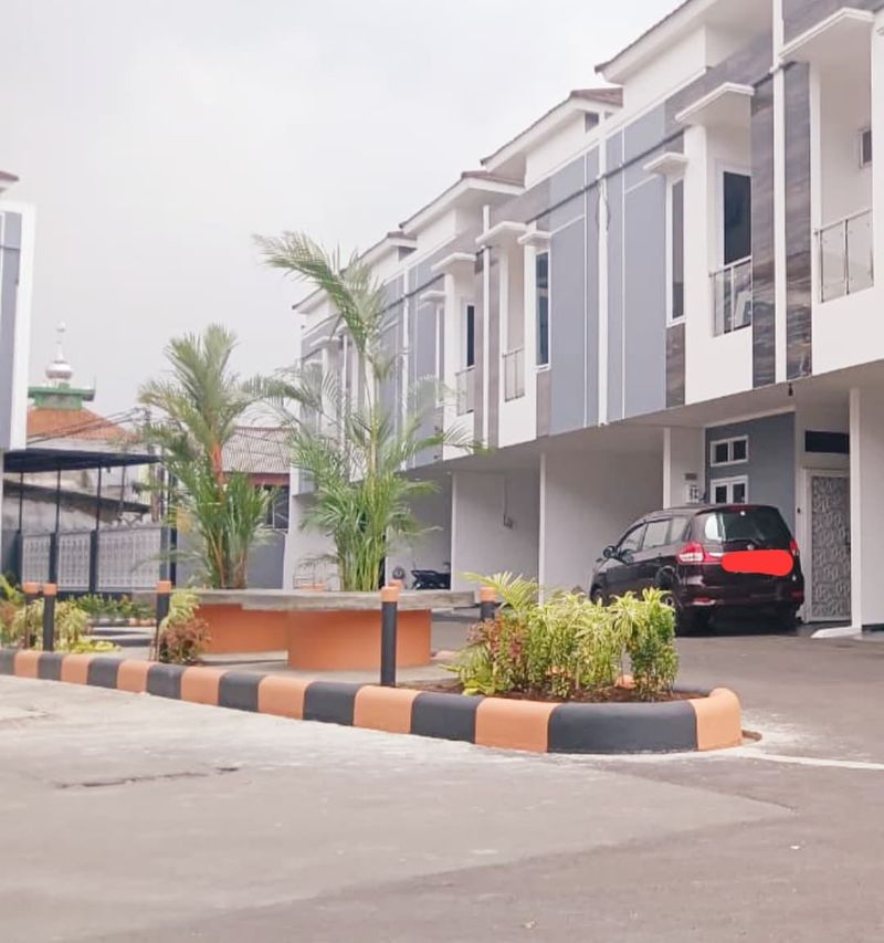 Rumah Dijual di Cempaka Putih, Kota Jakarta Pusat — 3 KT, 3 KM