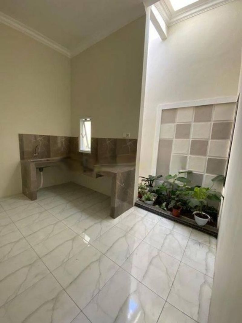 Rumah Cantik di KOTA SURABAYA, Jawa Timur - 4