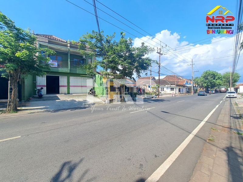 Disewakan Ruko 2 Lantai Strategis di Taman Baru, Pusat Kota Banyuwangi - 4