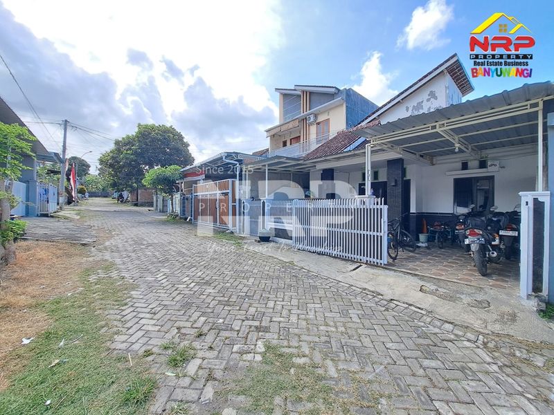  Dijual Rumah Keren di kabupaten banyuwangi, Jawa Timur - 4