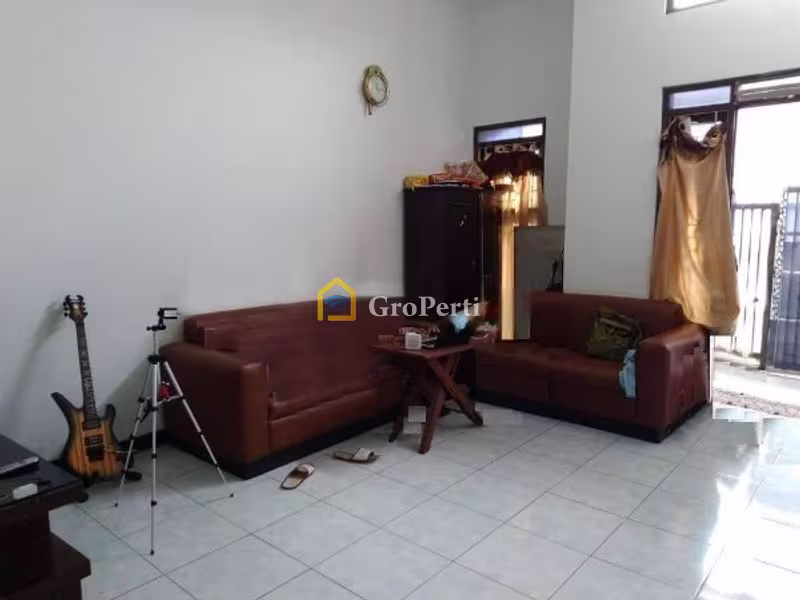 Rumah Dijual di Bandung Kulon, Kota Bandung — 3 KT, 2 KM