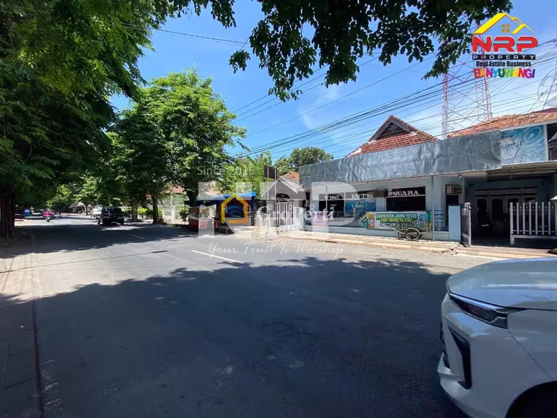 Dijual Rumah Ex Radio Vis Fm di Tukangkayu - Banyuwangi Kota - 3