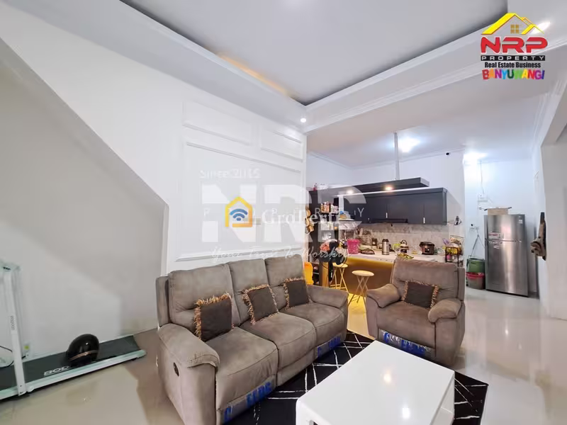 Dijual Rumah Cantik Terawat, 2 Lantai, Siap Huni, Jual Cepat BU - 5