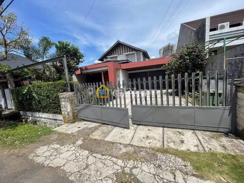 Rumah Dijual di Sukasari, Kota Bandung — 4 KT, 4 KM