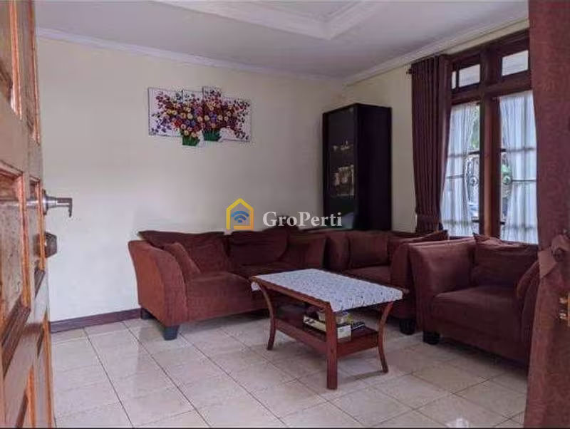 Rumah Dijual di Sukasari, Kota Bandung — 6 KT, 3 KM