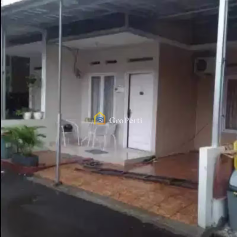 Rumah Dijual di Jatisampurna, Kota Bekasi — 2 KT, 1 KM