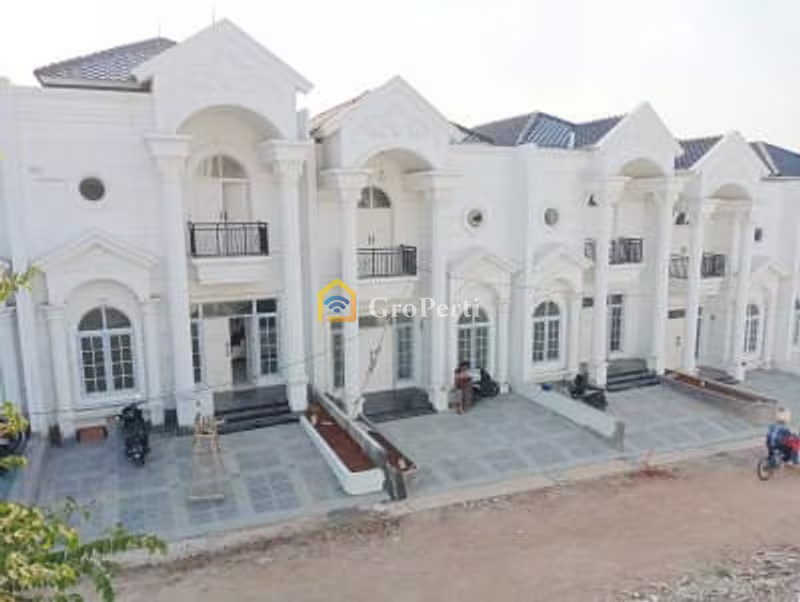 Rumah Dijual di Ciracas, Kota Jakarta Timur — 3 KT, 2 KM