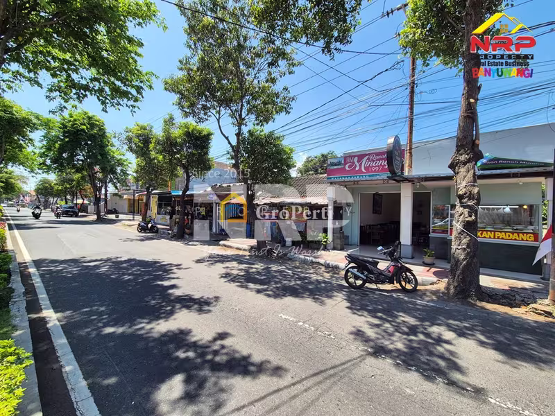 Dijual Tanah Bonus Bangunan Prospek Bisnis Akses Double W di Banyuwangi Kota - 3