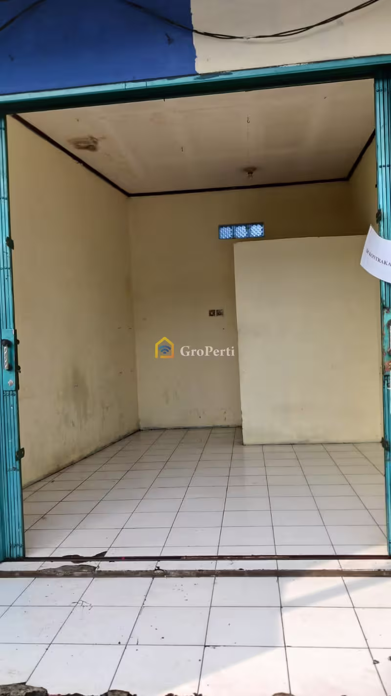 Kios Pamulang di jalan pinang raya tangsel 2 pintu gandeng - 3
