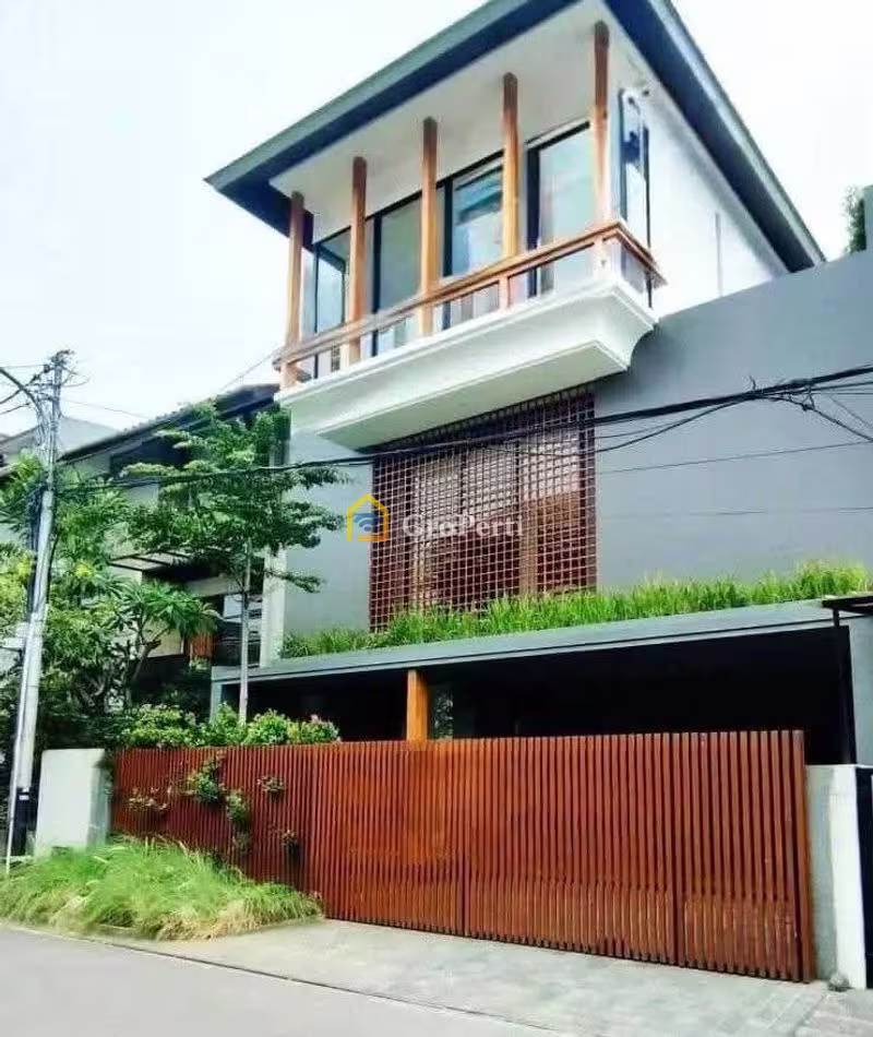 Rumah Dijual di Kebayoran Lama, Kota Jakarta Selatan — 6 KT, 5 KM