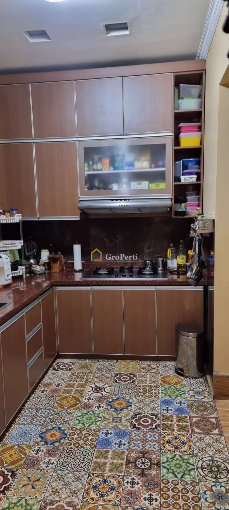 Rumah Dijual di Cinere, Kota Depok — 5 KT, 5 KM