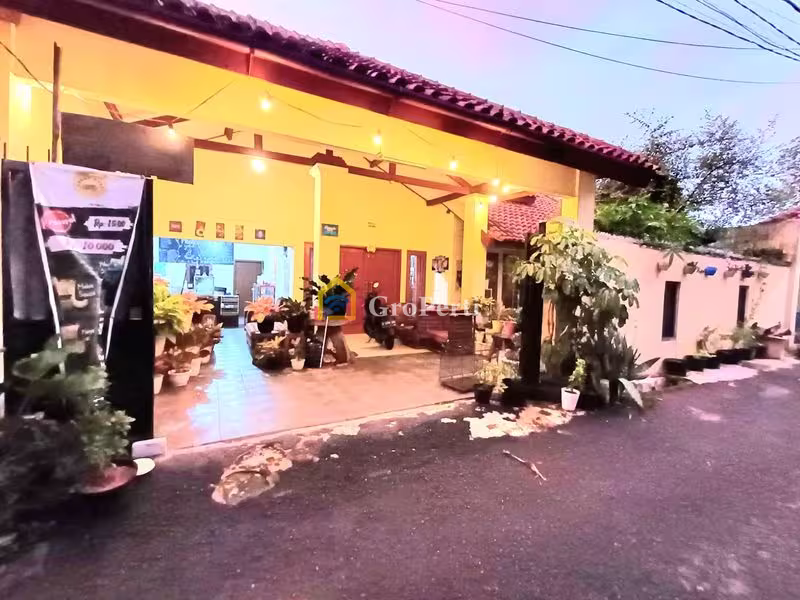 Rumah Dijual di Jagakarsa, Kota Jakarta Selatan — 5 KT, 4 KM