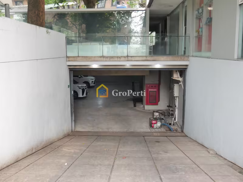 Dijual Kantor Second di Mampang Prapatan, Kota Jakarta Selatan - JTII07 - 2