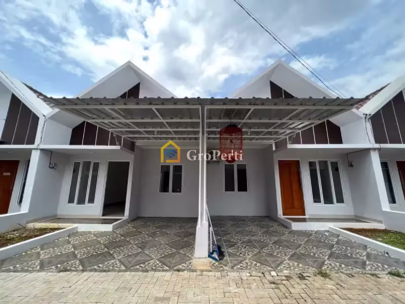 Rumah Dijual di Mampang Prapatan, Kota Jakarta Selatan — 2 KT, 2 KM