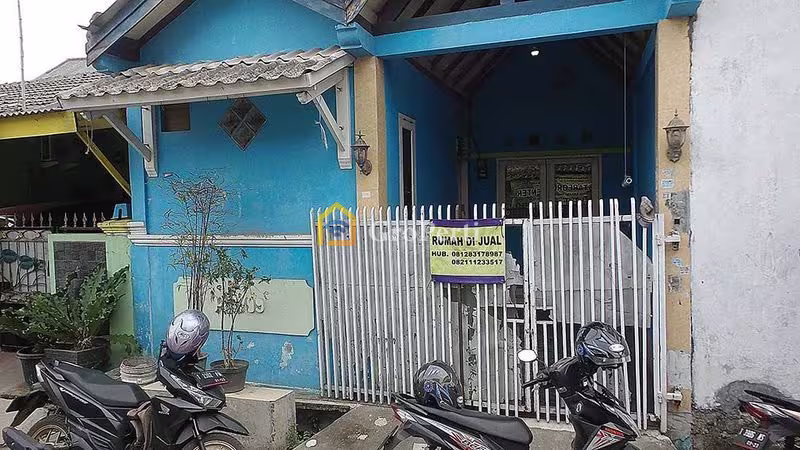 Dijual Rumah Second di Teluk Jambe Timur, Karawang - NPL305-1 - 4