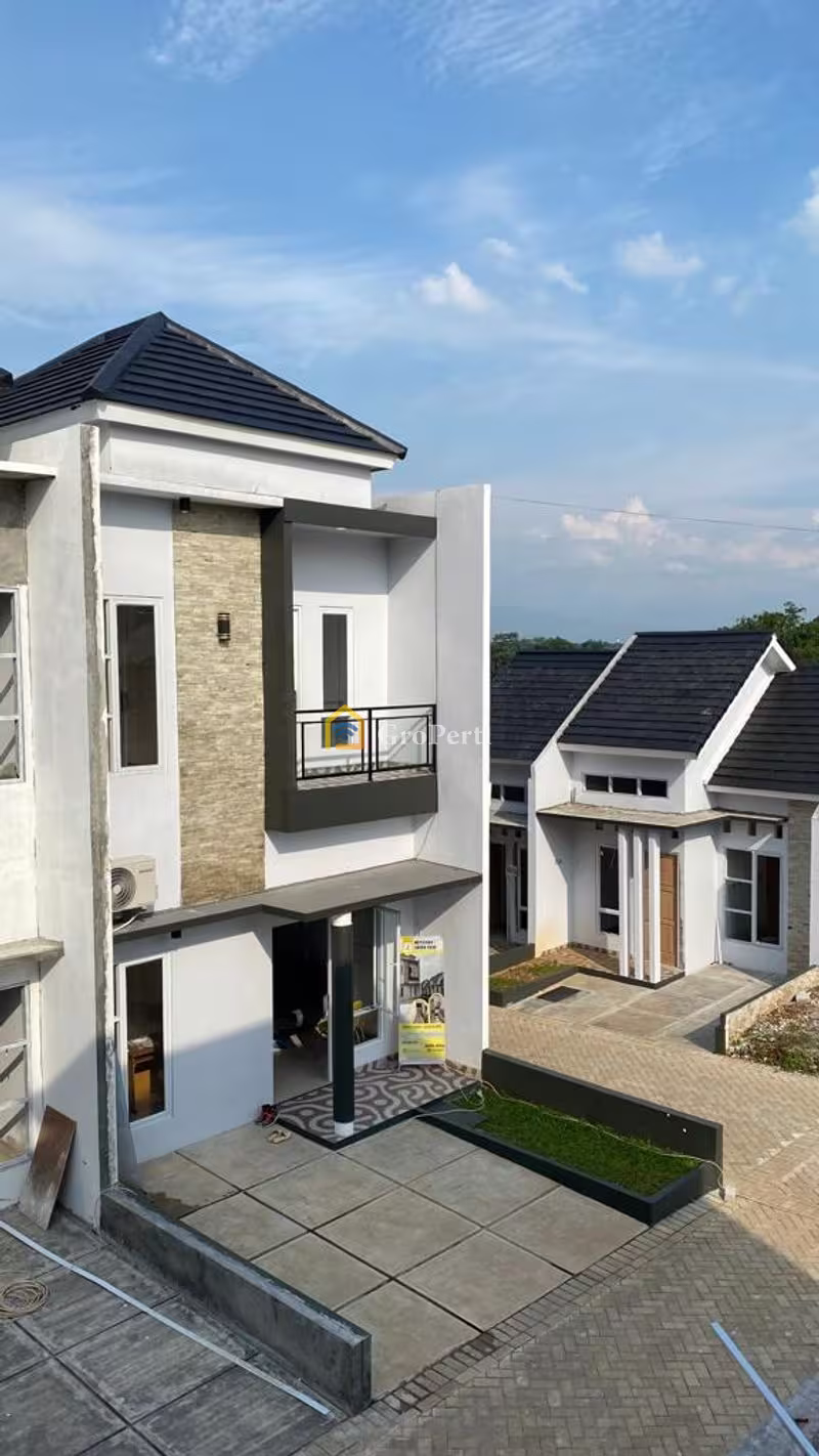 Rumah Dijual di Cibinong, Kabupaten Bogor — 3 KT, 2 KM